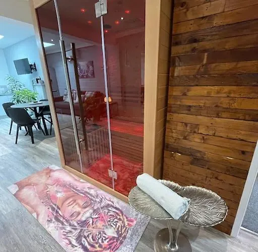 Terry's Yard, Southville,