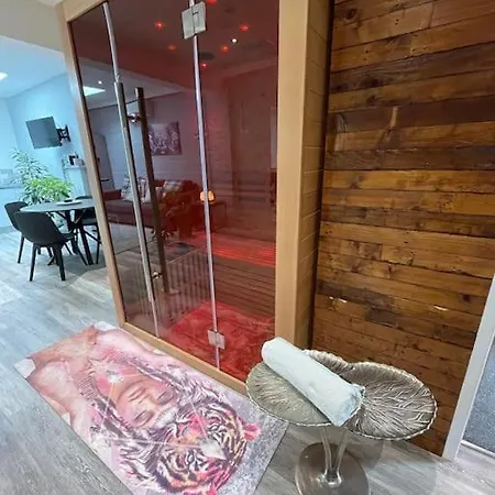 Terry's Yard, Southville,