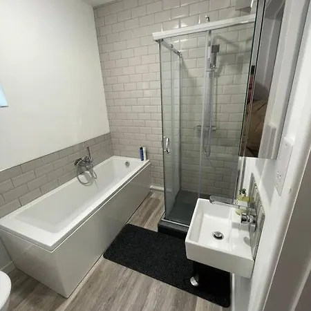 Terry's Yard, Southville, *