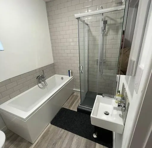 Terry's Yard, Southville, *